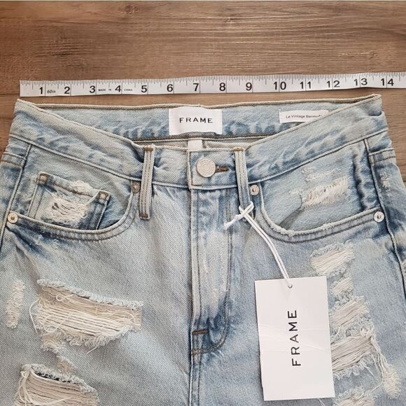 Frame Le Vintage Bermuda Distressed Denim Shorts In Drenched Size 24 NWT - Picture 11 of 16